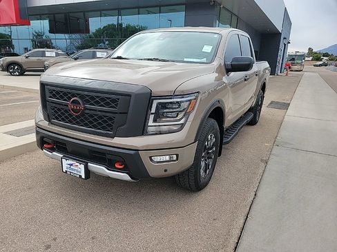 Used 2024 Nissan Titan PRO-4X w/ Pro-4x Utility Package image 3