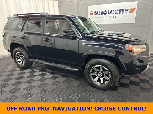 Used 2019 Toyota 4Runner TRD Off-Road image 1