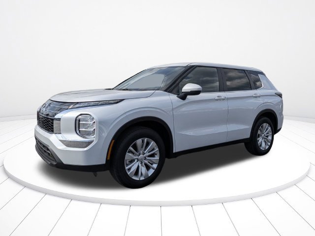 New 2026 Mitsubishi Outlander ES FWD image 7