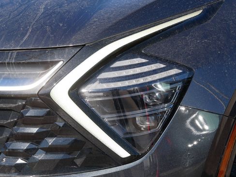 Certified 2023 Kia Sportage SX image 16