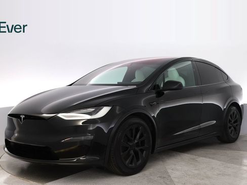 Used 2023 Tesla Model X AWD/4WD image 2