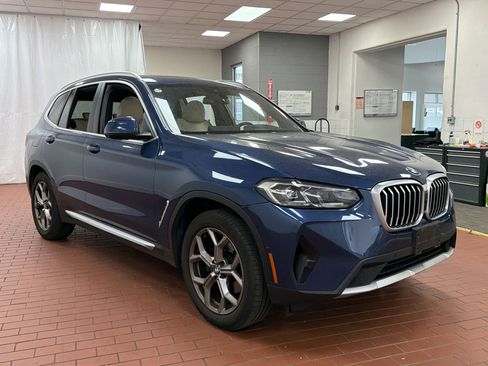 Used 2023 BMW X3 xDrive30i w/ Premium Package image 7