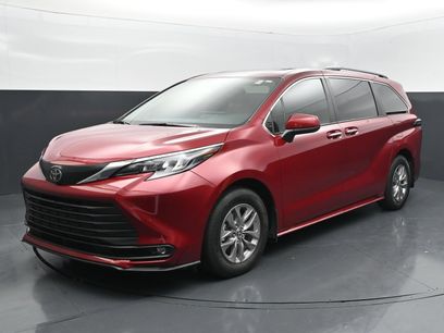 Used 2026 Toyota Sienna XLE