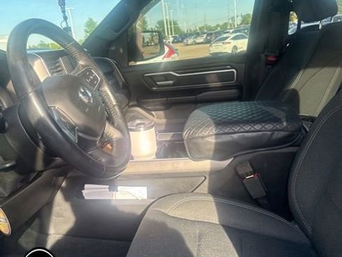 Used 2019 RAM 1500 Big Horn AWD/4WD image 9