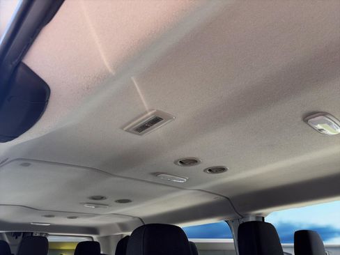 Used 2020 Ford Transit 350 XLT RWD image 26