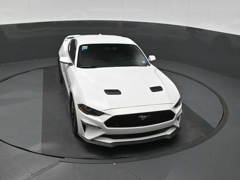 Used 2018 Ford Mustang GT Premium w/ GT Performance Package RWD image 40