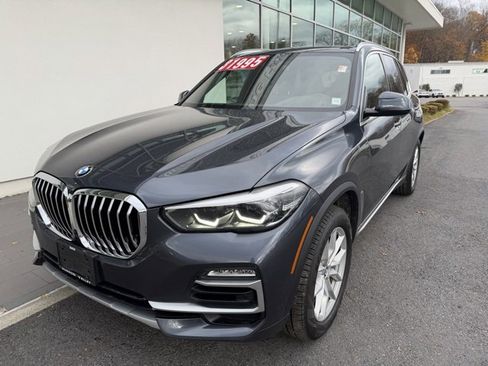 Used 2021 BMW X5 xDrive40i w/ Premium Package image 3