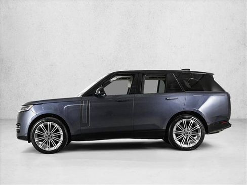 Used 2025 Land Rover Range Rover SE AWD/4WD image 8