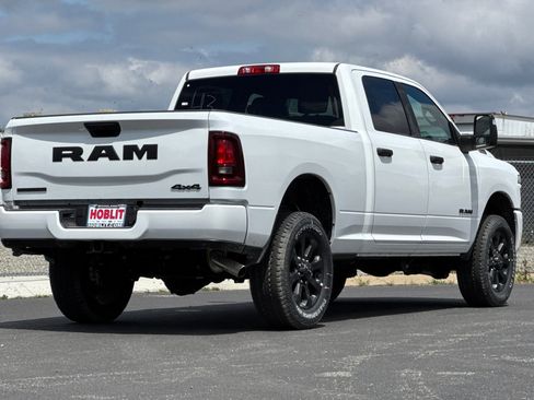 New 2026 RAM 2500 Big Horn AWD/4WD image 3