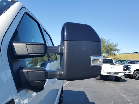 Used 2024 Ford F250 Lariat w/ Sport Appearance Package image 4