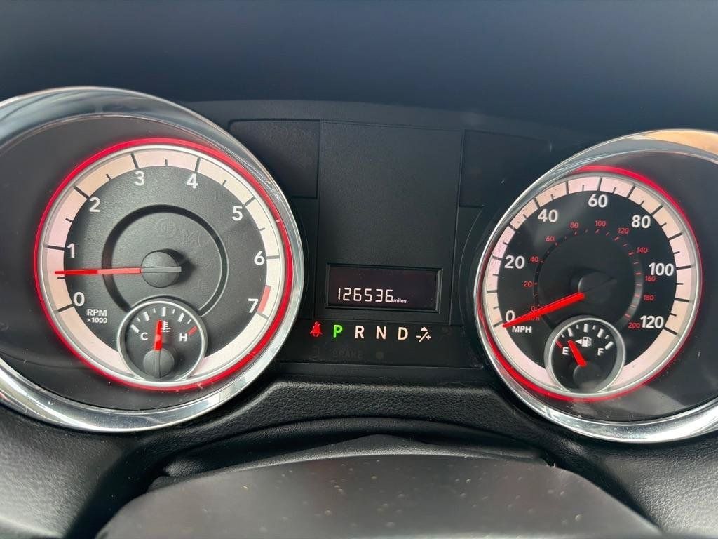 Used 2012 Dodge Grand Caravan SXT FWD image 17