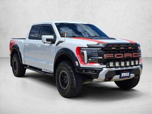 Used 2025 Ford F150 Raptor AWD/4WD image 3