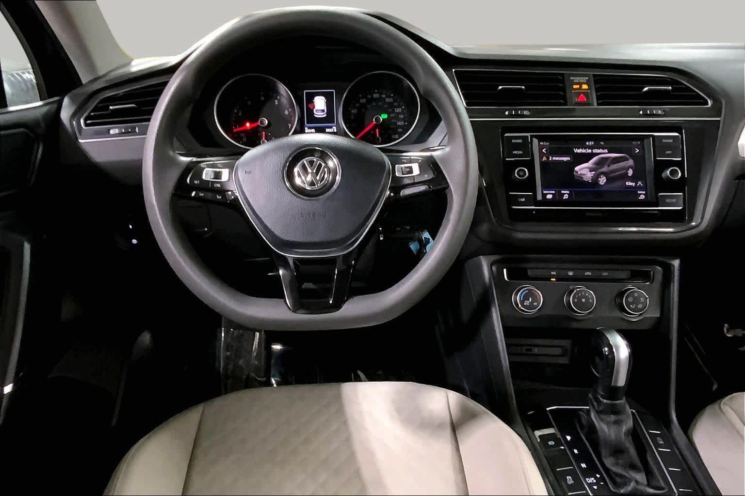 Used 2018 Volkswagen Tiguan S w/ 3rd Row Seat Package AWD/4WD image 6