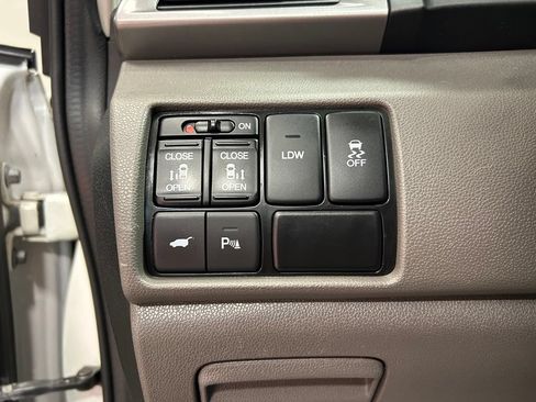 Used 2016 Honda Odyssey Touring image 15