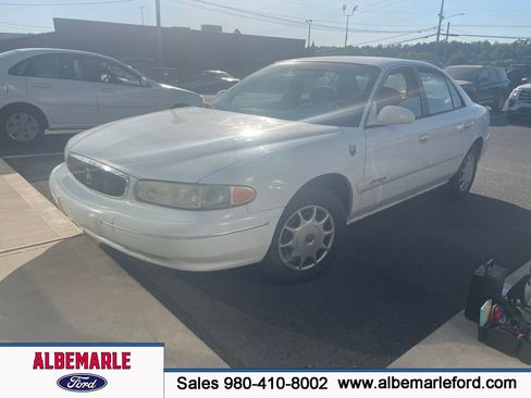 Used 2000 Buick Century Custom w/ Premium Opt Pkg FWD image 1