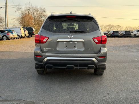 Used 2020 Nissan Pathfinder SV image 6