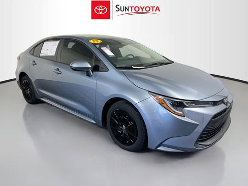 Used 2023 Toyota Corolla LE image 1