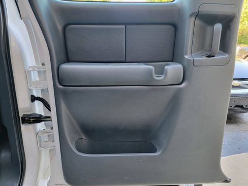 Used 2001 Chevrolet Silverado 1500 LS RWD image 14