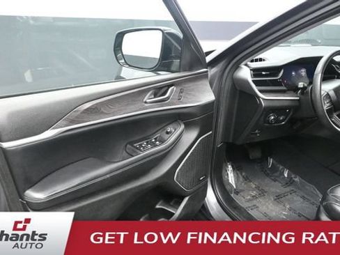 Used 2023 Jeep Grand Cherokee 4WD 4xe image 24