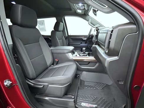 Used 2024 Chevrolet Silverado 1500 RST image 16