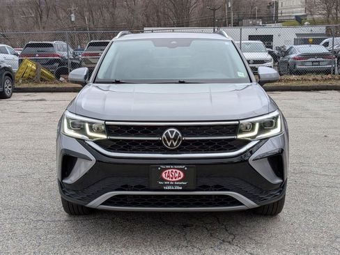Used 2023 Volkswagen Taos SEL AWD/4WD image 10