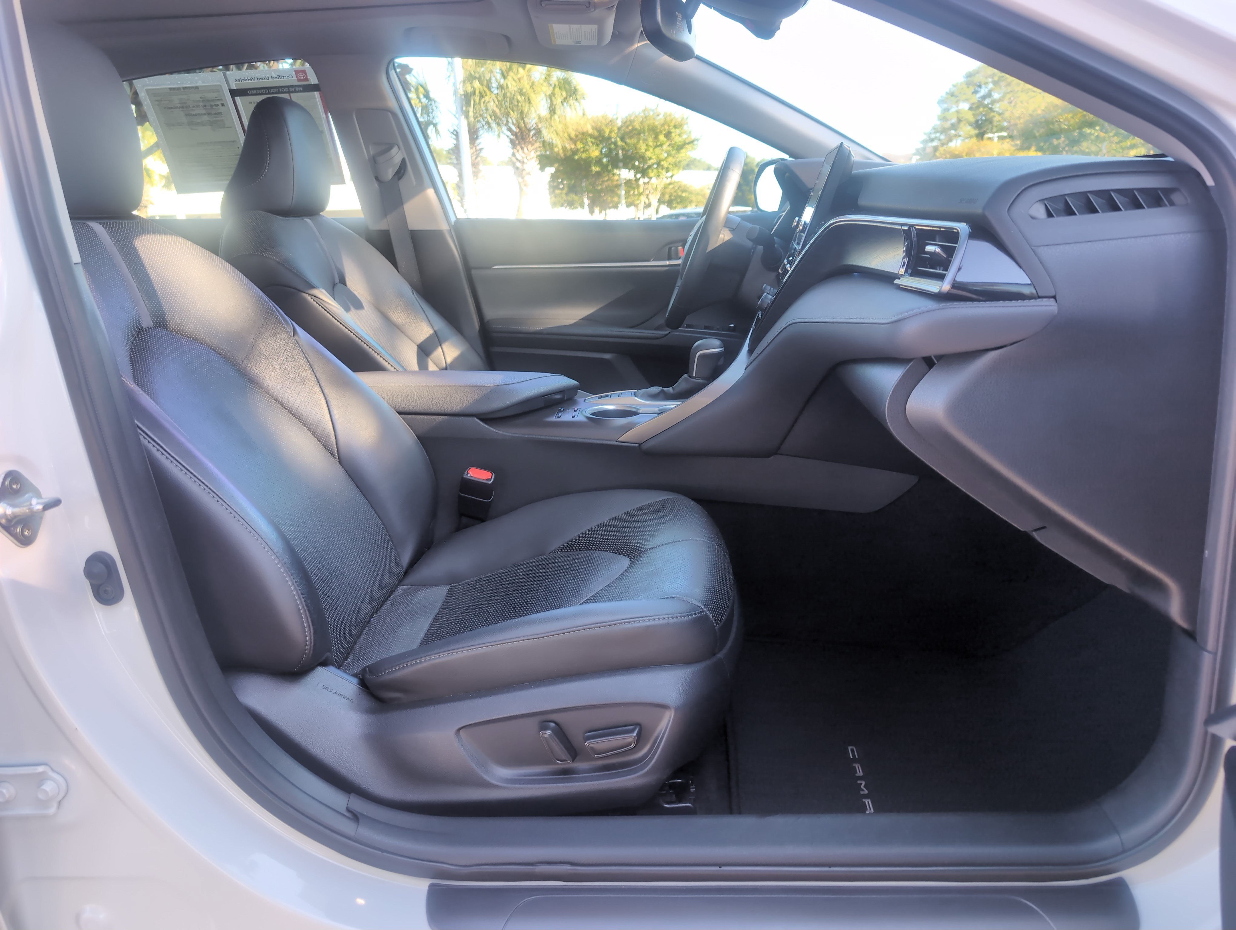 Certified 2023 Toyota Camry XLE w/ Navigation Package FWD image 33