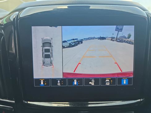 Used 2023 Chevrolet Traverse High Country w/ LPO, Floor Liner Package AWD/4WD image 41