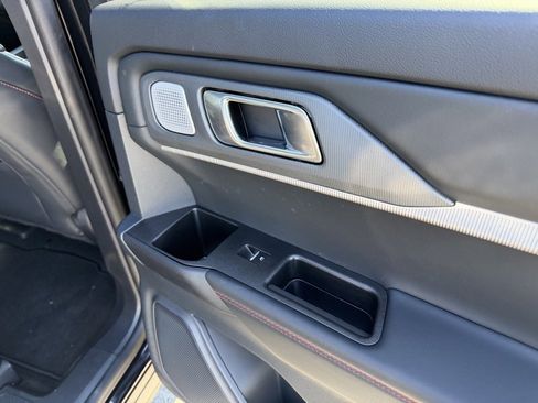 Used 2025 Ford Explorer ST w/ Sun And Sound Package image 36