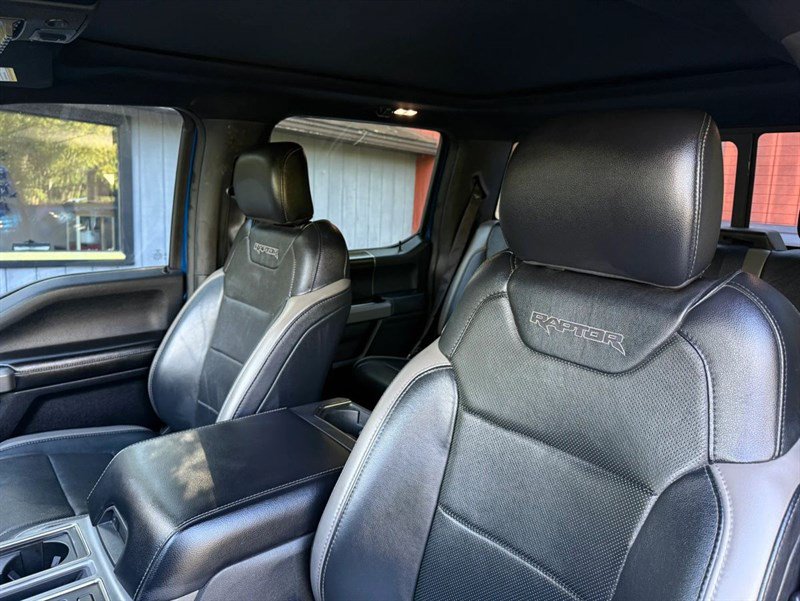 Used 2018 Ford F150 Raptor w/ Equipment Group 802A Luxury AWD/4WD image 13