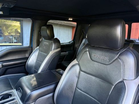 Used 2018 Ford F150 Raptor w/ Equipment Group 802A Luxury AWD/4WD image 13