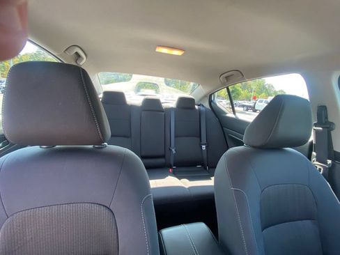 Used 2025 Nissan Altima 2.5 SV FWD image 28