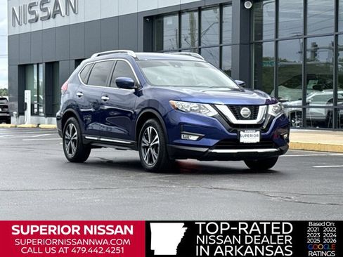 Used 2018 Nissan Rogue SL FWD image 1