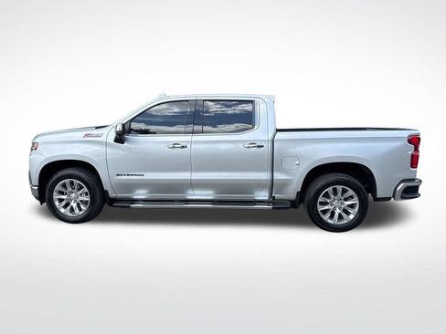 Used 2022 Chevrolet Silverado 1500 LTZ w/ Technology Package AWD/4WD image 8