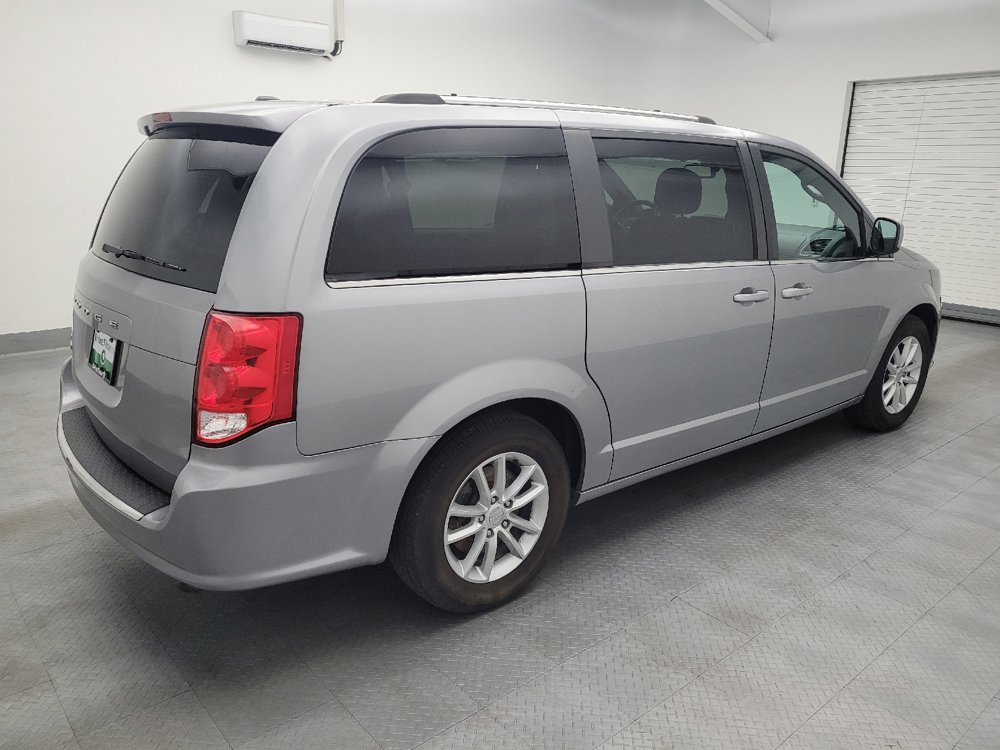 Used 2019 Dodge Grand Caravan SXT FWD image 10