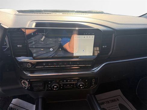 Used 2025 Chevrolet Silverado 2500 LTZ w/ LTZ Plus Package image 22