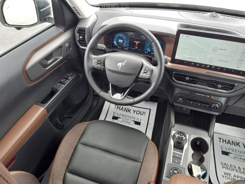 Used 2025 Ford Bronco Sport Outer Banks w/ Outer Banks Tech Package+ image 14