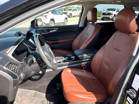 Used 2018 Ford Edge Titanium w/ Canadian Touring Package AWD/4WD image 13