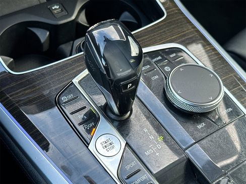 Used 2019 BMW X5 xDrive40i w/ Convenience Package image 23