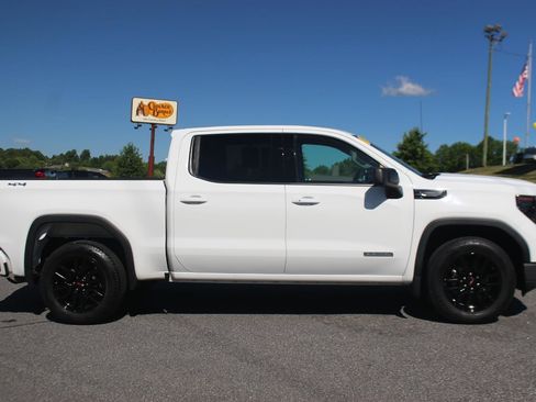 Used 2023 GMC Sierra 1500 Elevation AWD/4WD image 8