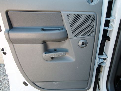 Used 2006 Dodge Ram 3500 Truck SLT image 45