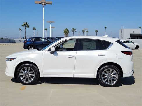 New 2025 MAZDA CX-5 AWD 2.5 S w/ Premium Plus Pkg image 4