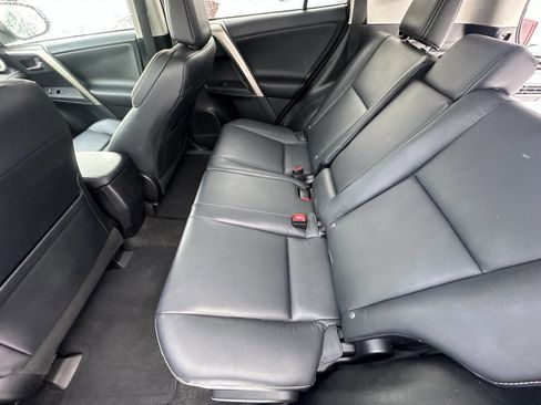 Used 2013 Toyota RAV4 Limited image 19