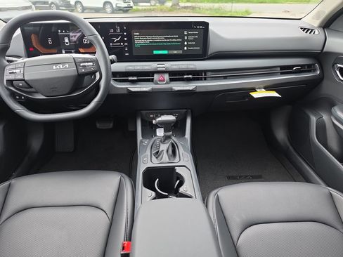 New 2026 Kia K4 EX FWD image 12