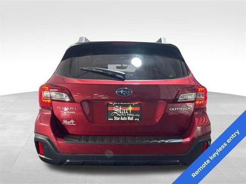 Used 2018 Subaru Outback 2.5i Limited image 6