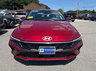 Used 2025 Hyundai Elantra SEL FWD video 2