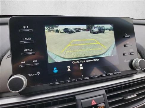 Used 2020 Honda Accord Hybrid image 22