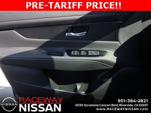 New 2025 Nissan Murano SV image 22