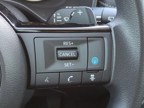 Certified 2023 Nissan Rogue SV image 23