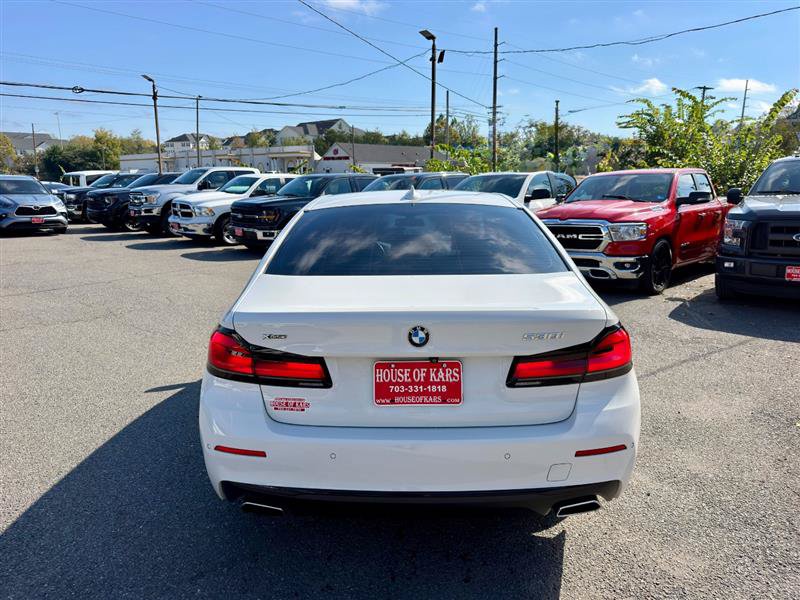 Used 2021 BMW 530i w/ Convenience Package RWD image 3