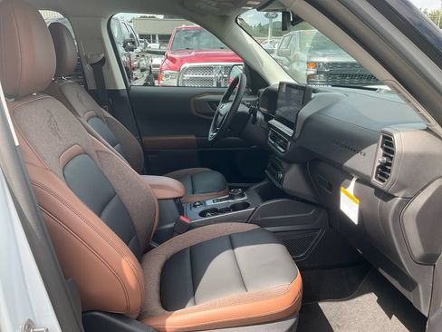 New 2026 Ford Bronco Sport Outer Banks w/ Outer Banks Tech Package+ AWD/4WD image 12